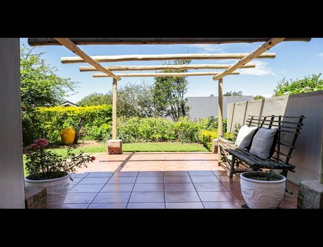 3 BEDROOM TOWNHOUSE FOR SALE IN WORLDS VIEW